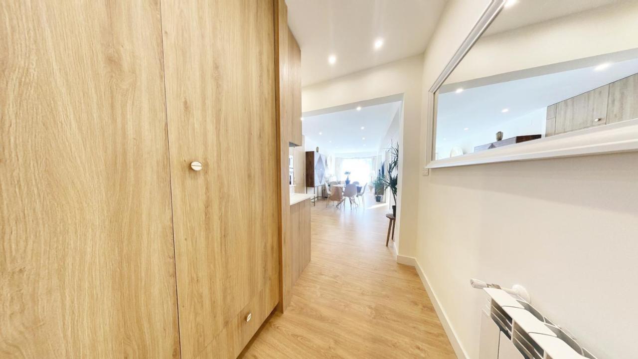 Miramar Luxurious Flat, 3 Double Rooms, Free Parking, Terrace, Completely New San Sebastián Esterno foto