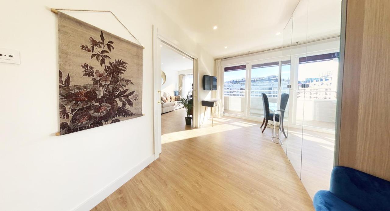 Miramar Luxurious Flat, 3 Double Rooms, Free Parking, Terrace, Completely New San Sebastián Esterno foto