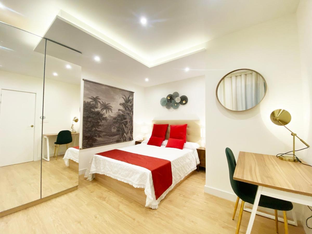 Miramar Luxurious Flat, 3 Double Rooms, Free Parking, Terrace, Completely New San Sebastián Esterno foto